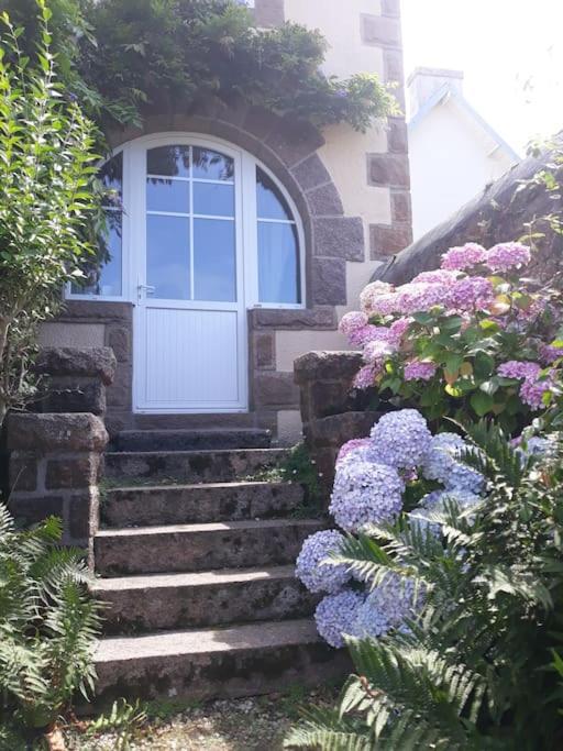 Maison - Villa Bord De Mer, Cote De Granit Rose Perros-Guirec Buitenkant foto